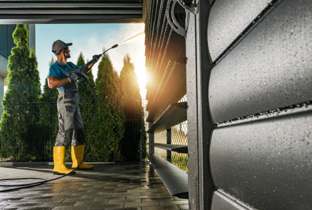 Best Animal Enclosure Cleaning  in Monroeville, AL
